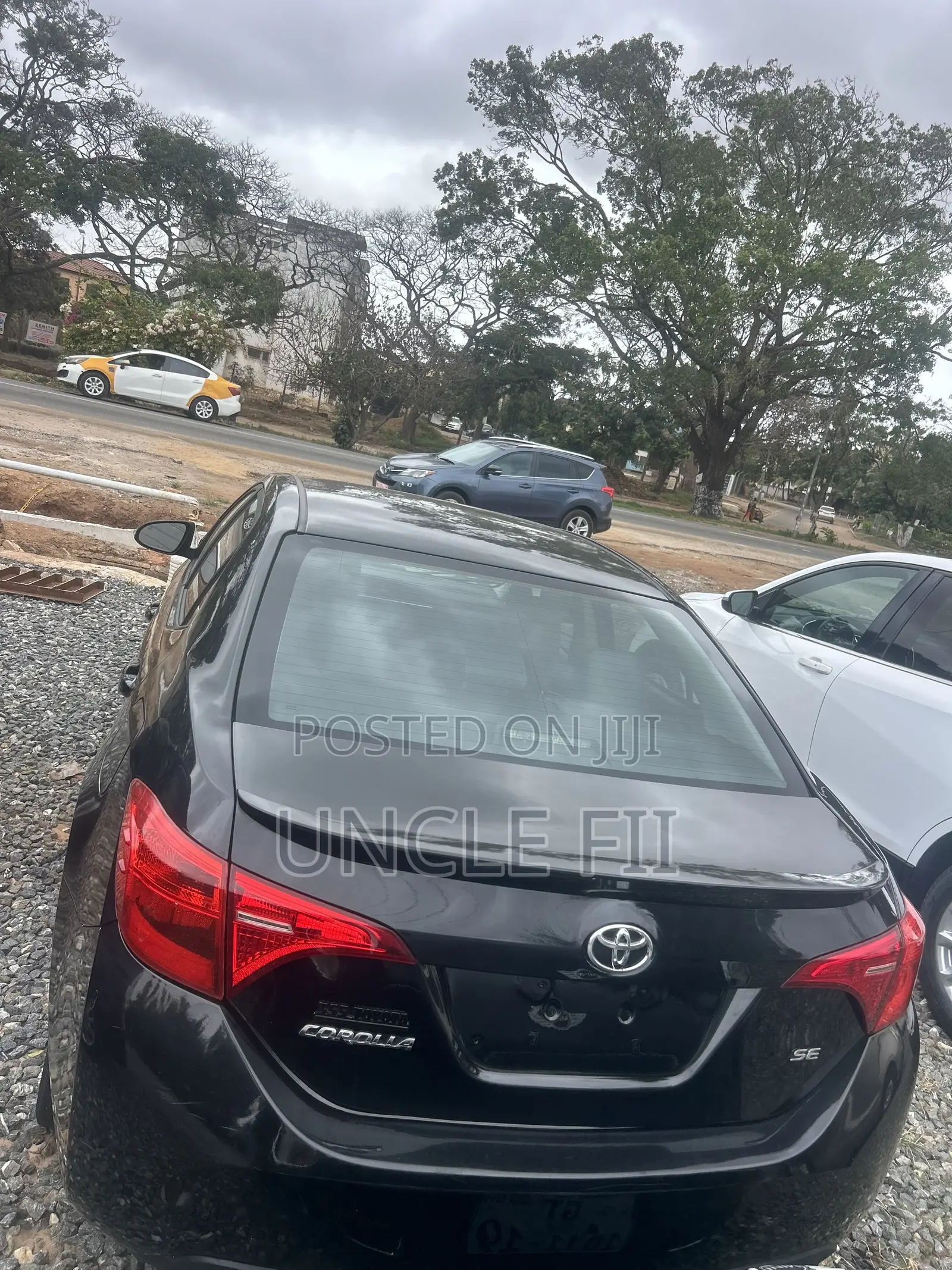 Toyota Corolla SE 4dr Sedan (1.8L 4cyl Manual) 2017 Black