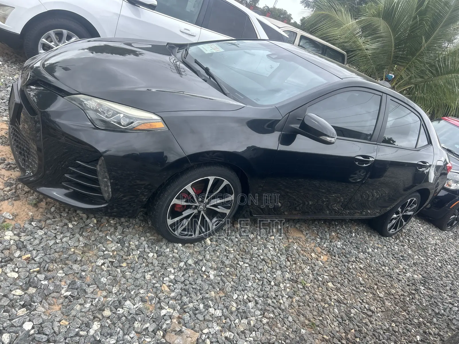 Toyota Corolla SE 4dr Sedan (1.8L 4cyl Manual) 2017 Black