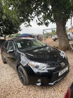Toyota Corolla S 4dr Sedan (1.8L 4cyl CVT) 2016 Black