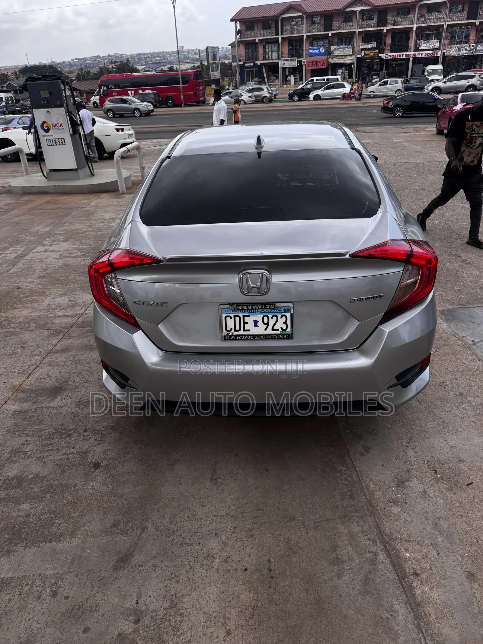 Honda Civic Touring 4dr Sedan (1.5L 4cyl) 2017 Silver