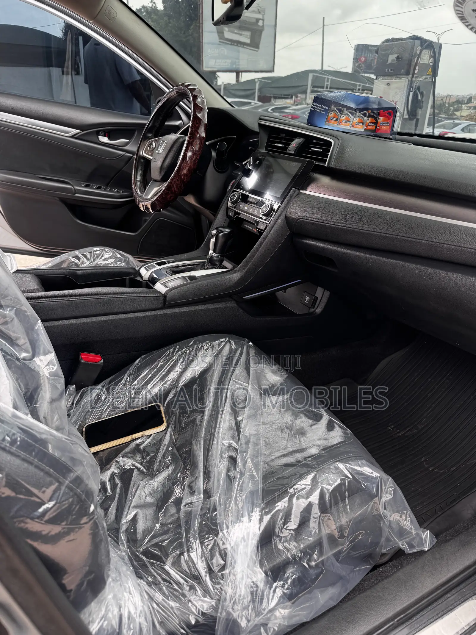 Honda Civic Touring 4dr Sedan (1.5L 4cyl) 2017 Silver