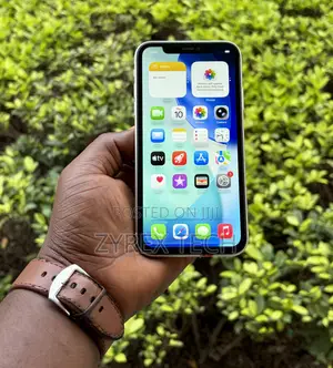 Apple iPhone 11 128 GB White