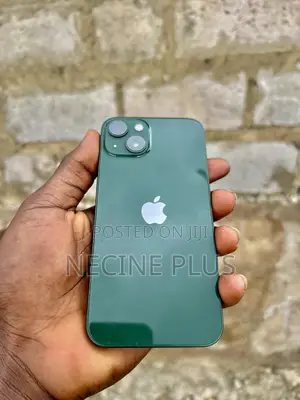 Apple iPhone 13 128 GB Green