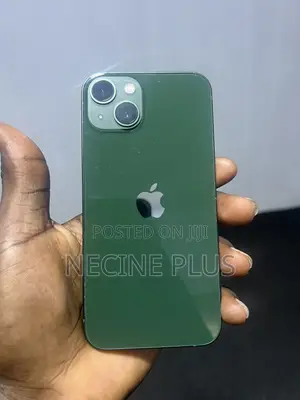 Apple iPhone 13 128 GB Green