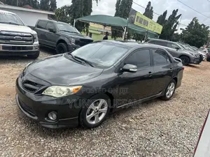 Toyota Corolla S 4dr Sedan (1.8L 4cyl 4A) 2013 Gray