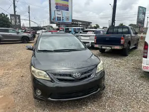 Toyota Corolla S 4dr Sedan (1.8L 4cyl 4A) 2013 Gray