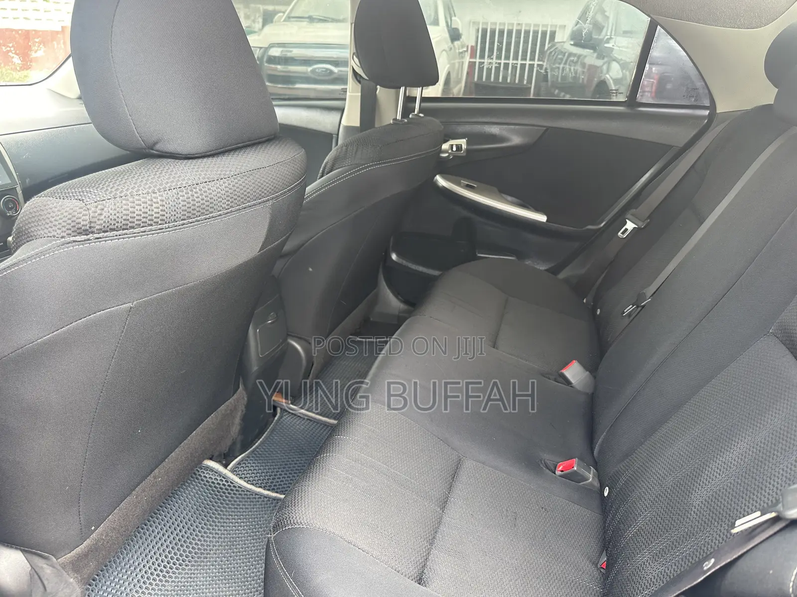 Toyota Corolla S 4dr Sedan (1.8L 4cyl 4A) 2013 Gray