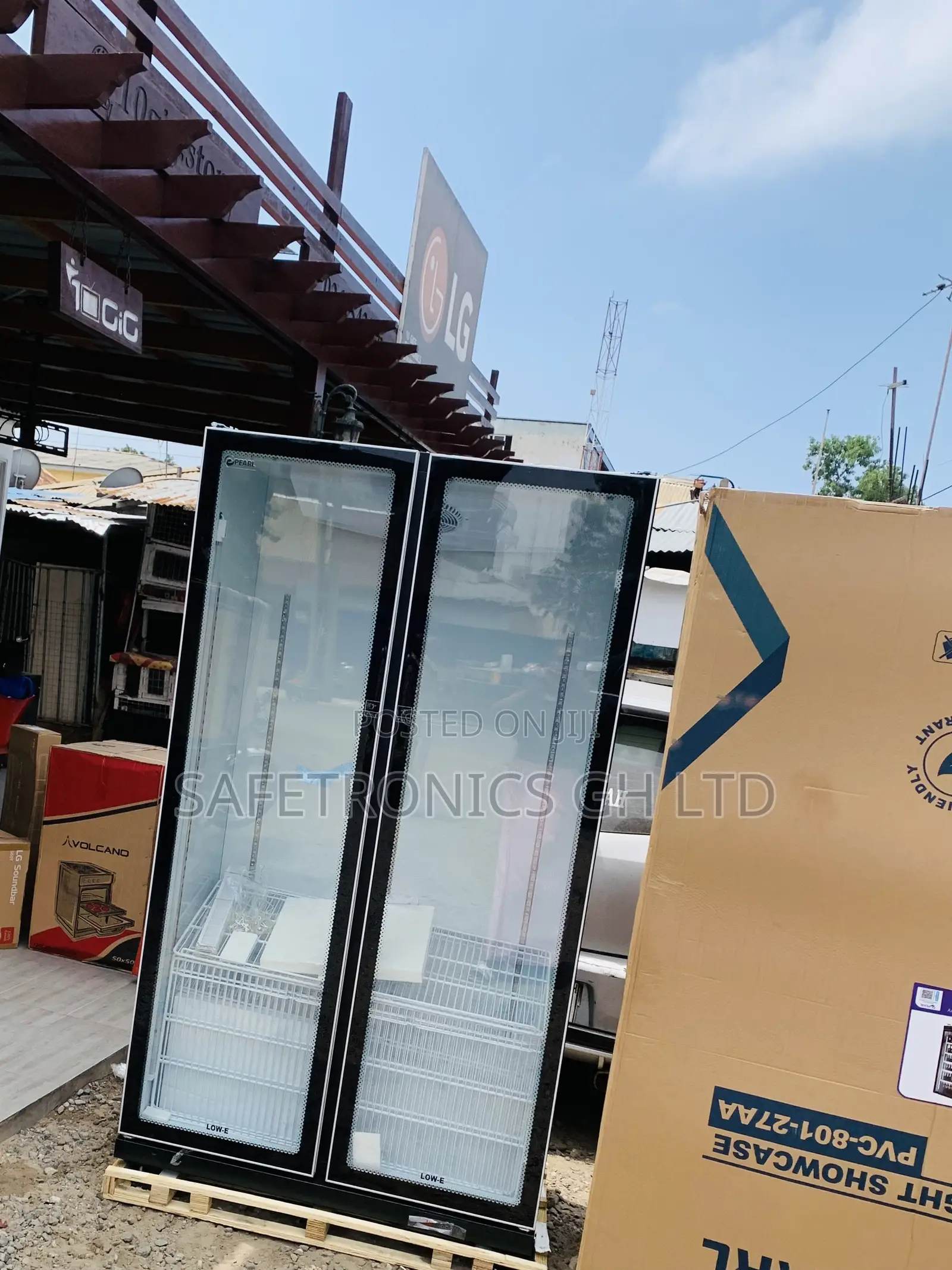 Trust Newly in Stock 690L Display Pearl 2 Doors Glass Fridge