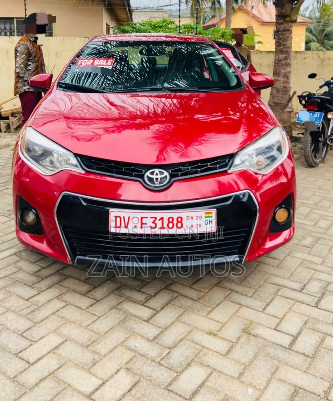 Toyota Corolla 2016 Red