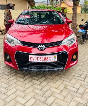 Toyota Corolla 2016 Red