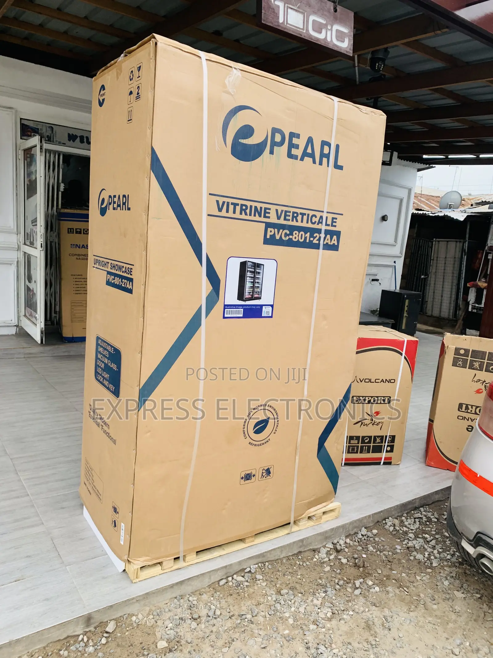 Purchase the New Display Fridge Pearl 690L Black