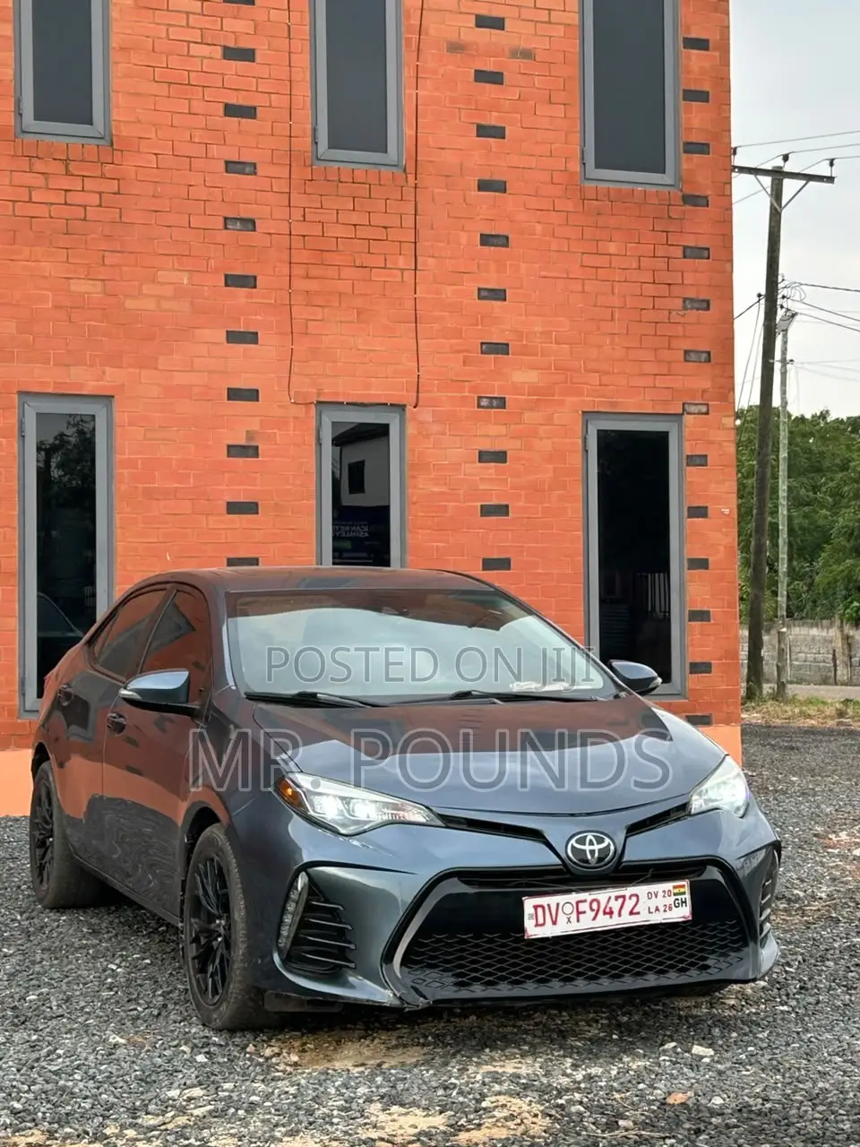 Toyota Corolla XSE 4dr Sedan (1.8L 4cyl CVT) 2017 Gray