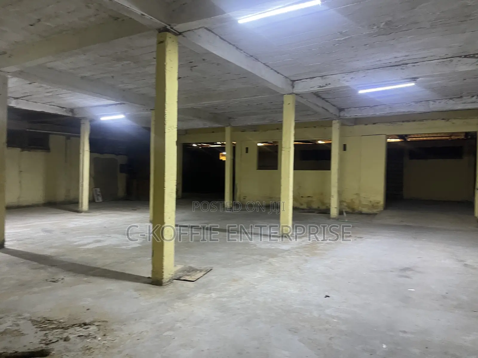 1,200 SQM Showroom at North Kaneshie Industrial Area for Rent
