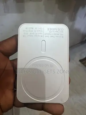 10,000mAh Magnetic Wireless Power Bank – 22.5W Fast Charge