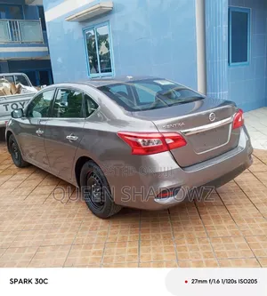 Nissan Sentra 2016 Silver