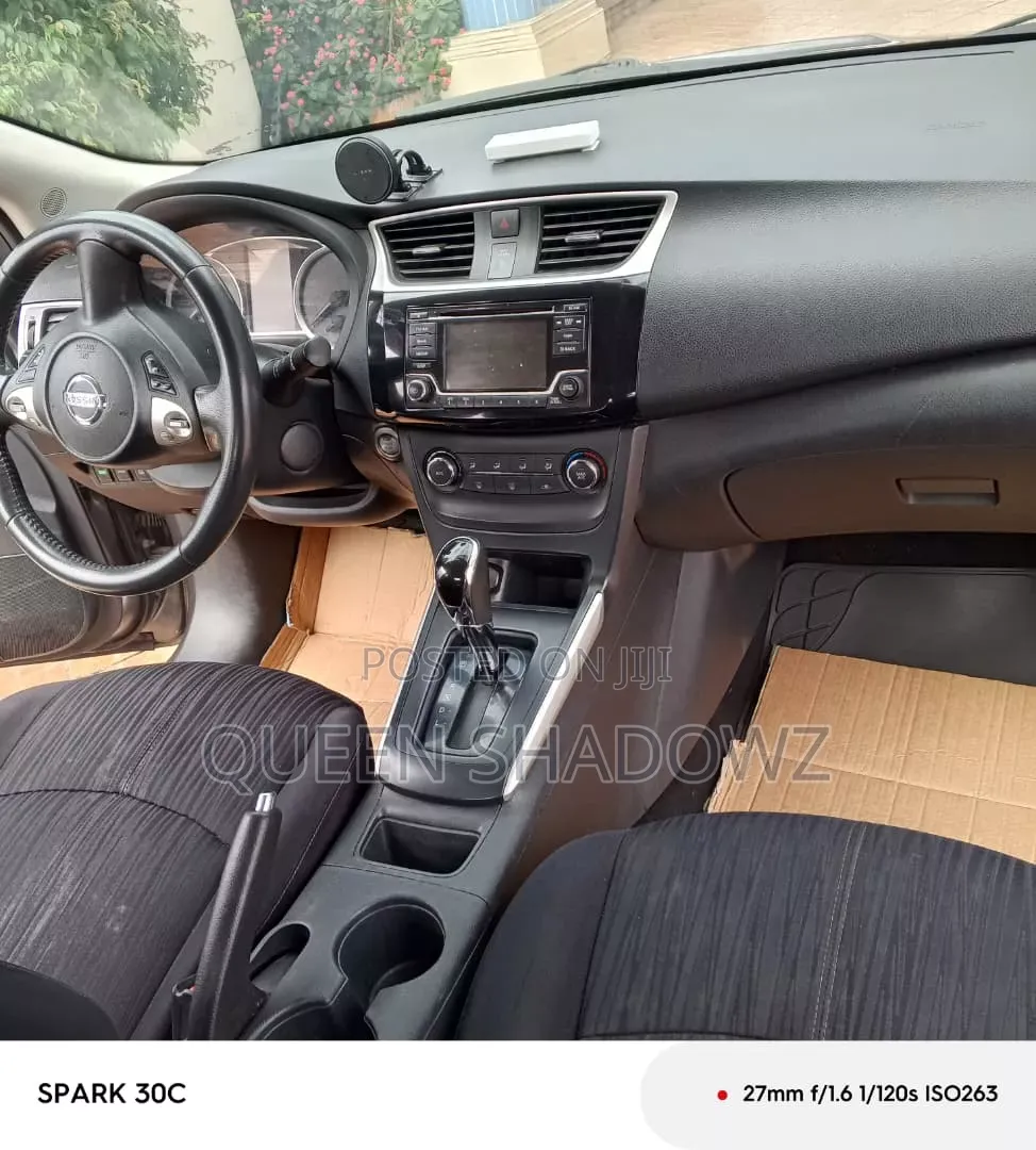 Nissan Sentra 2016 Silver