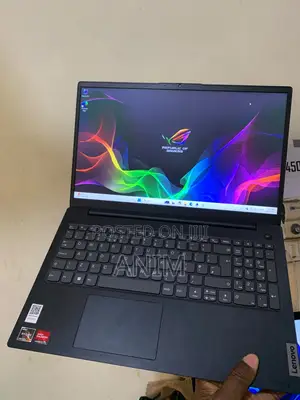 Laptop Lenovo 16GB AMD Ryzen 7 SSD 512GB