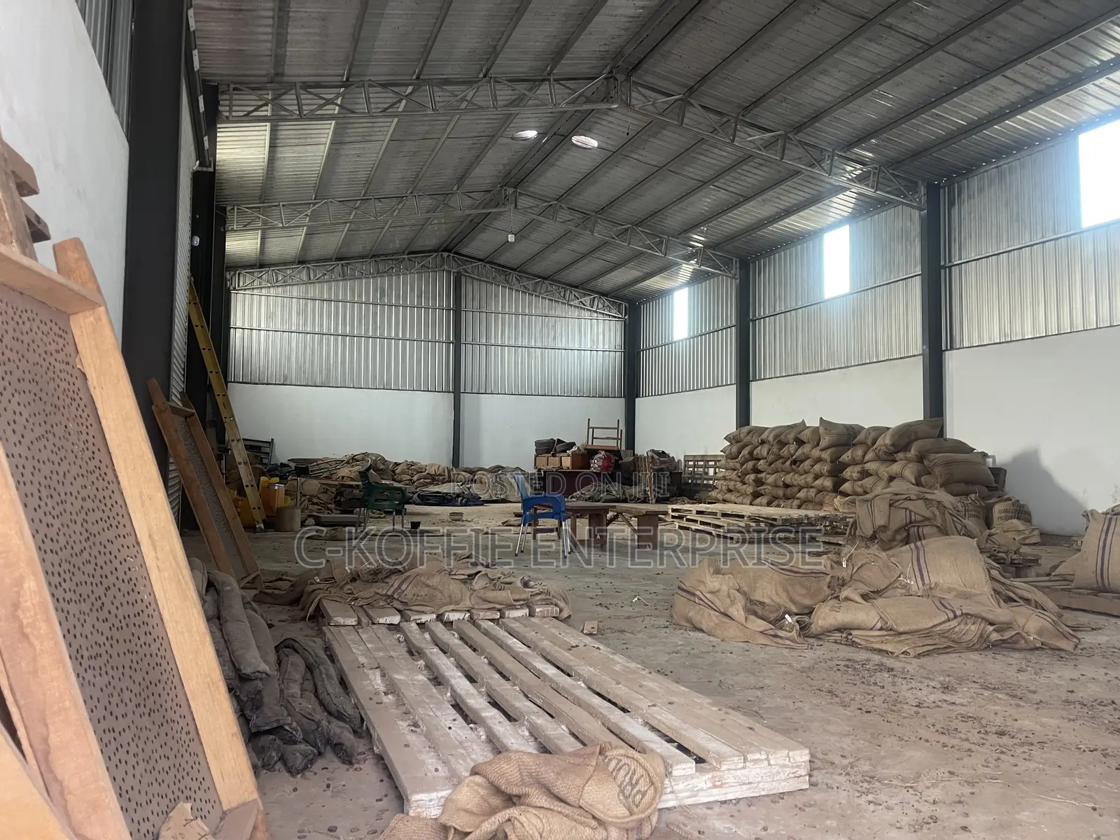 1500 SQM Warehouse at Spintex for Rent