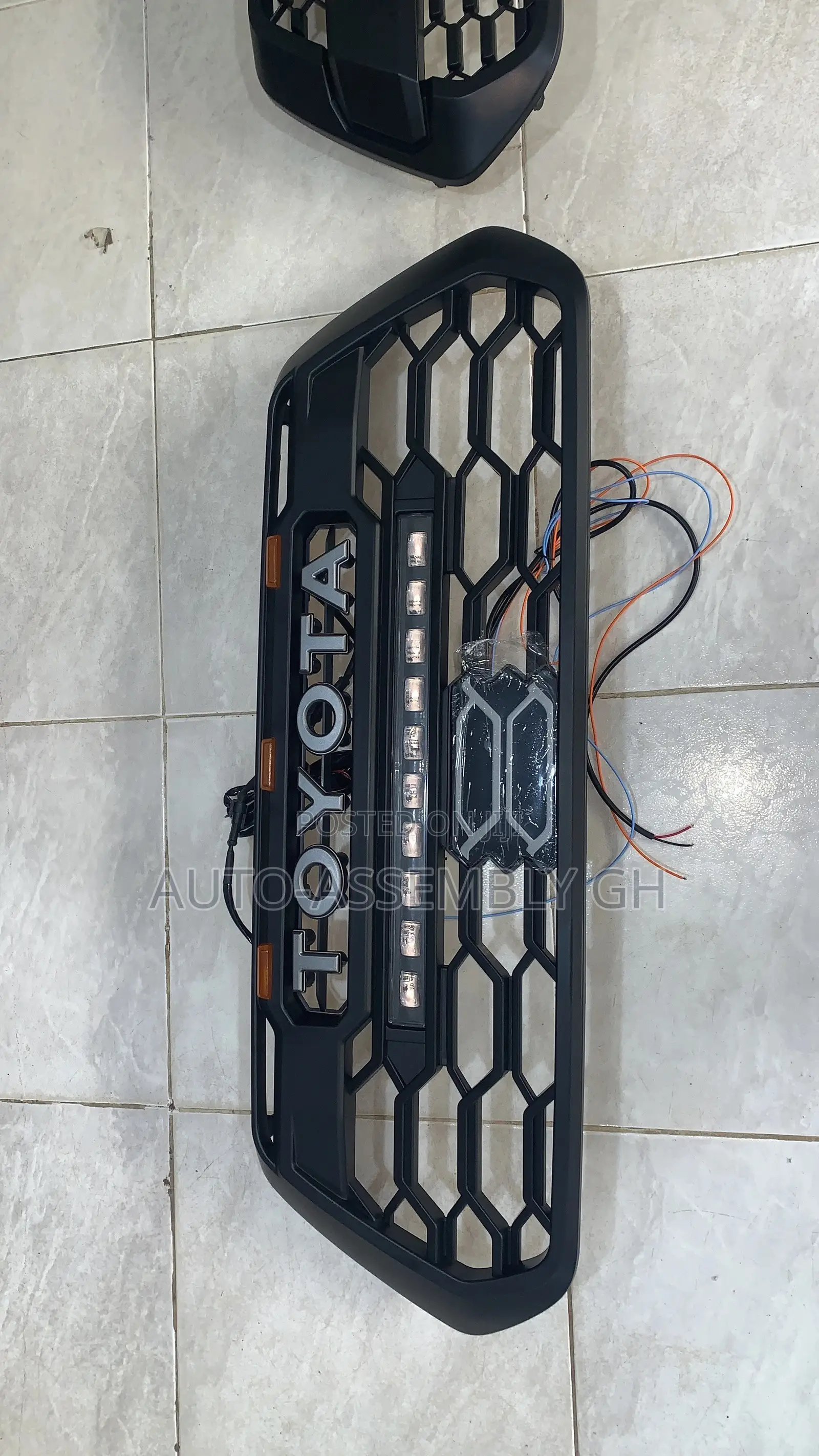 Toyota Tacoma Front Grill (With LED) 2016,2018,2020,2022
