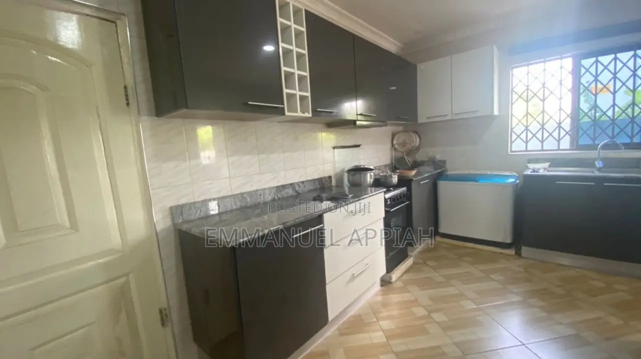 4bdrm House in Amasaman, Accra Metropolitan for sale