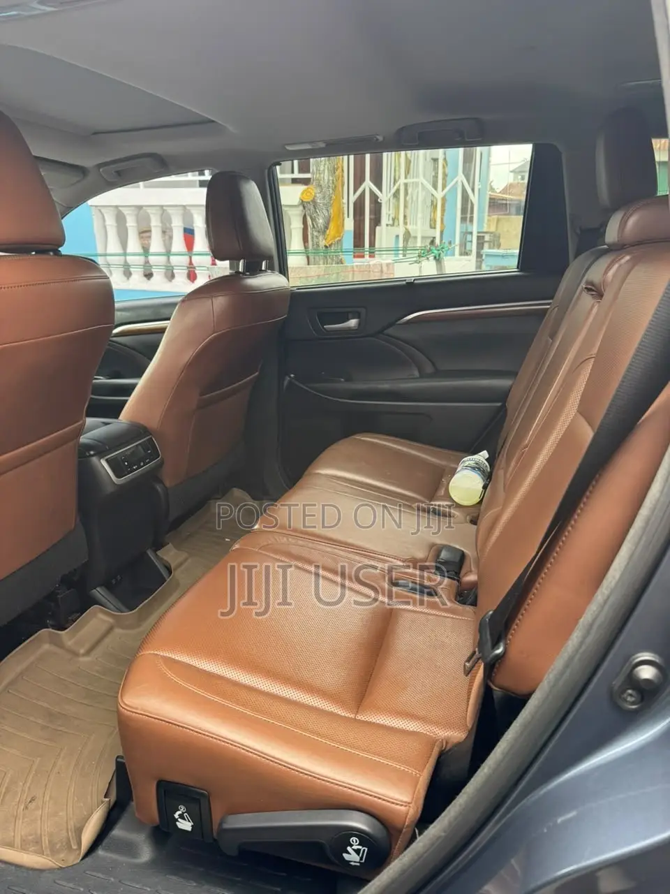 Toyota Highlander Limited 4x2 V6 (3.5L 6cyl 8A) 2018 Blue