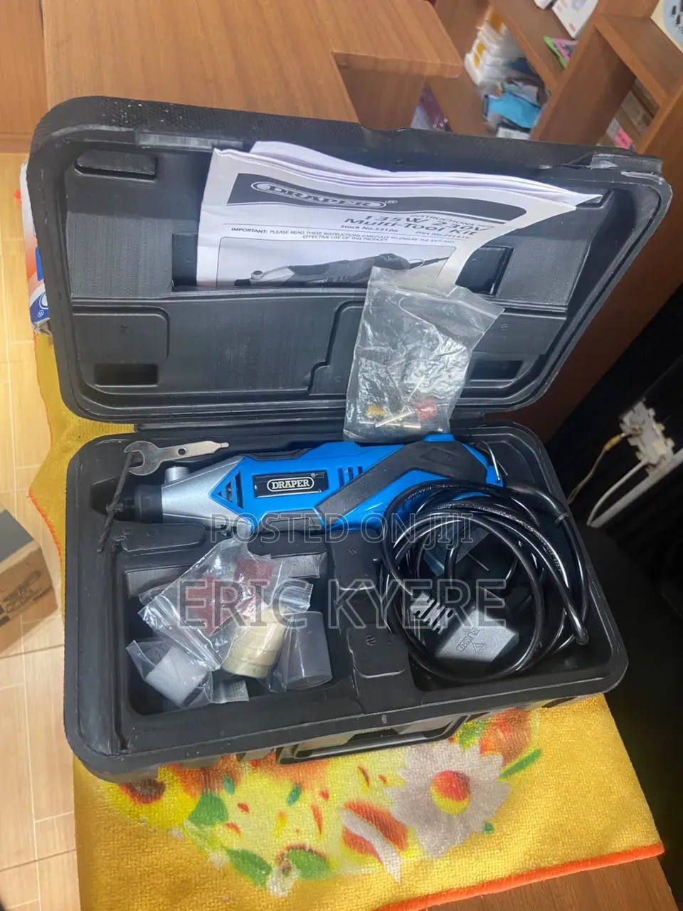 Draper 135W 230V Rotary Multi-Tool Kit With Accessories