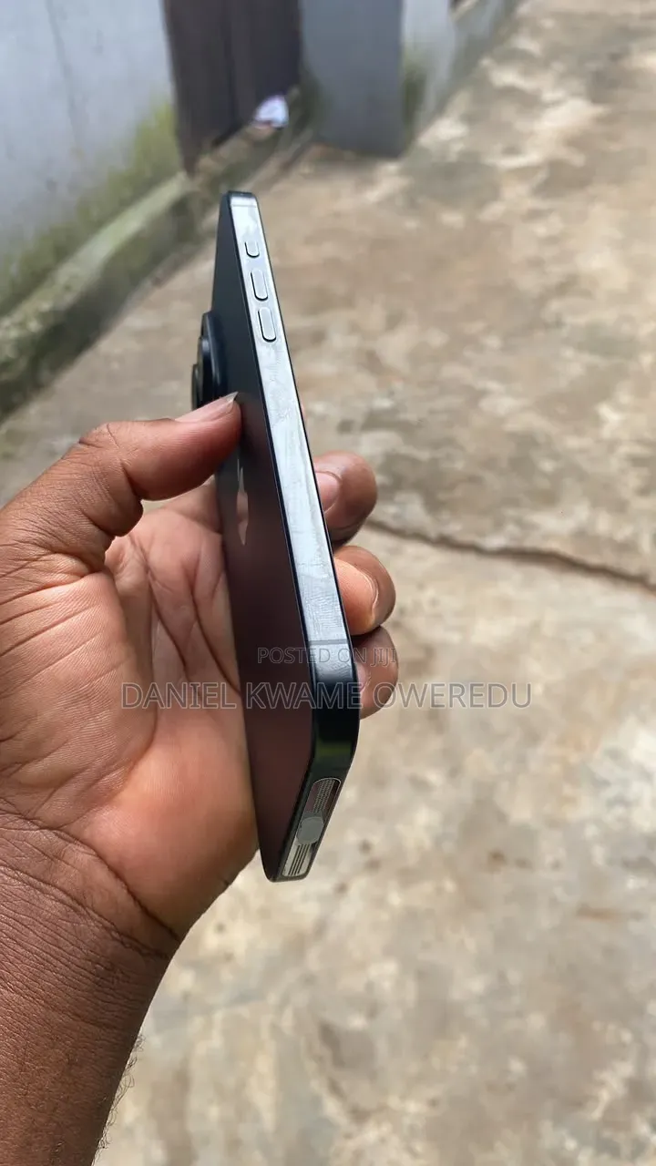 New Apple iPhone 16 Pro Max 256 GB Black