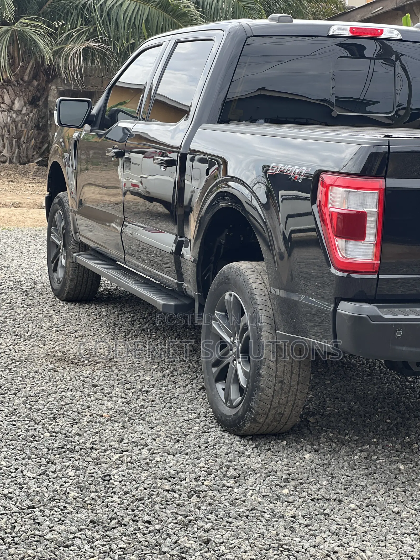 Ford F-150 LARIAT 2023 Black