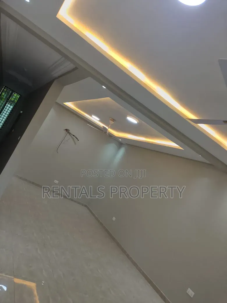 2bdrm Block of Flats in Oyarifa, Pentecost for rent