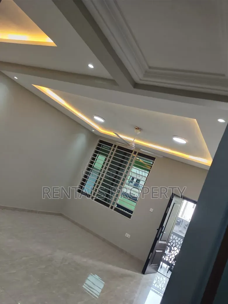 2bdrm Block of Flats in Oyarifa, Pentecost for rent