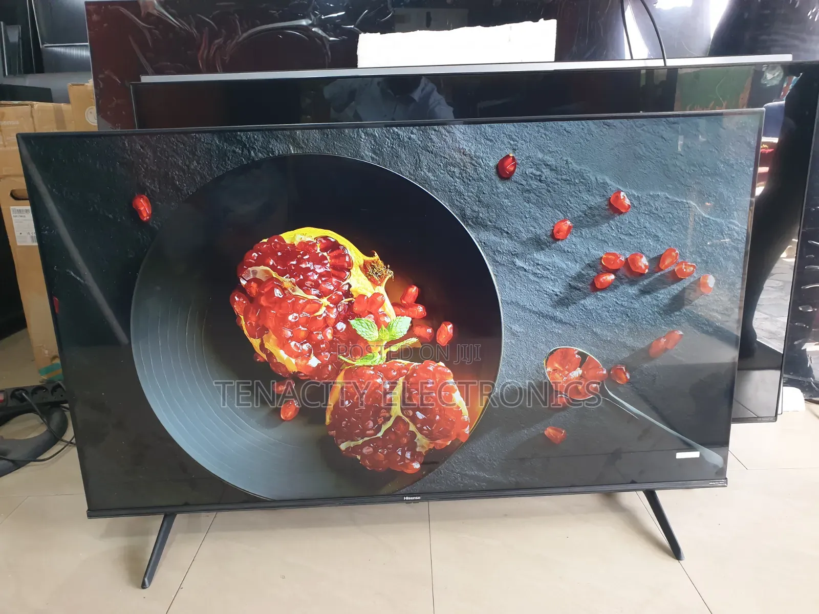 New 2024/25 Qled Hisense 50"uhd HDR Smart Satellite TV