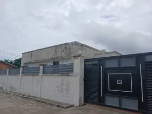 3bdrm House in Pokuase for sale