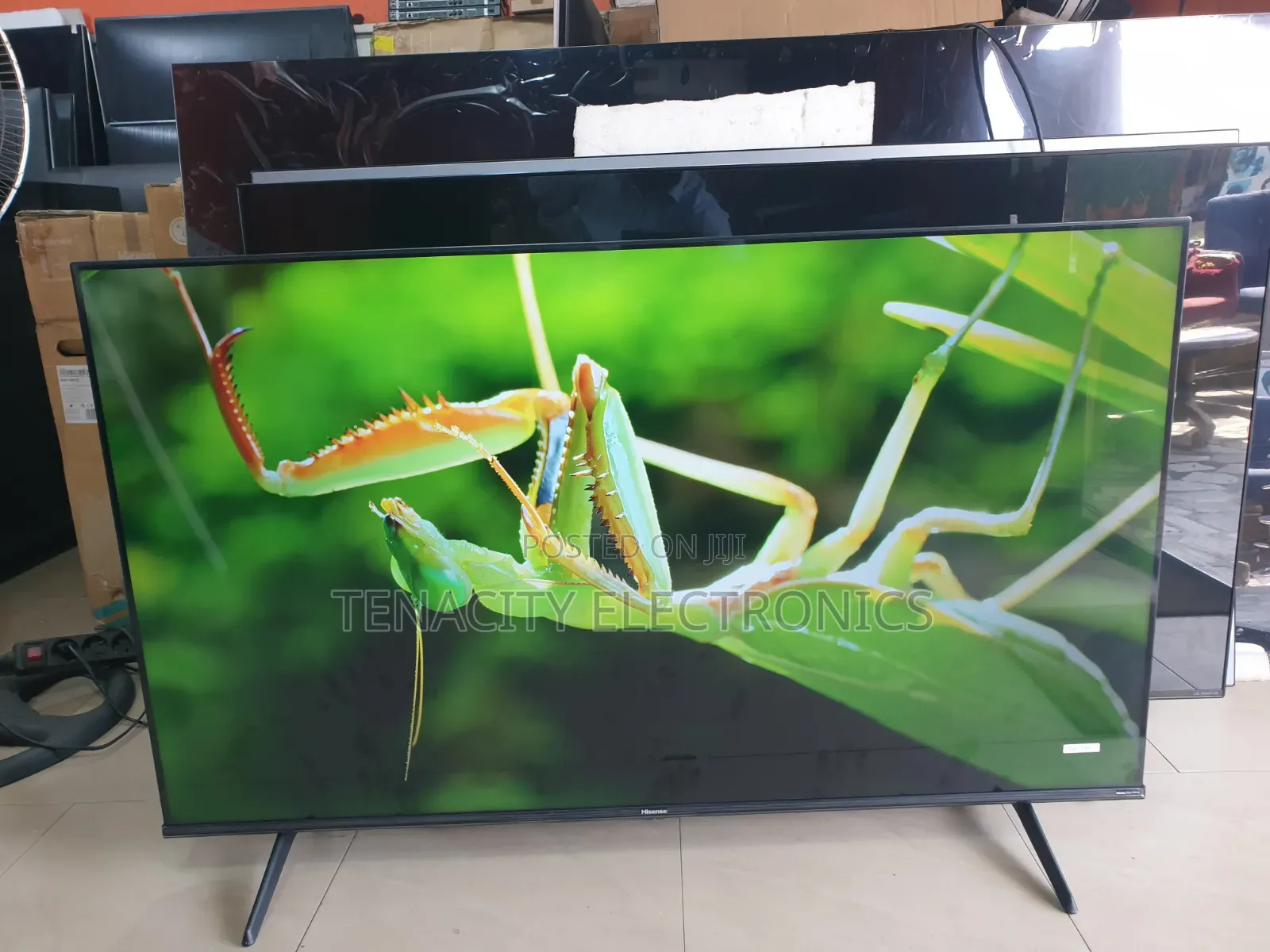 New 2024/25 Qled Hisense 50"uhd HDR Smart Satellite TV