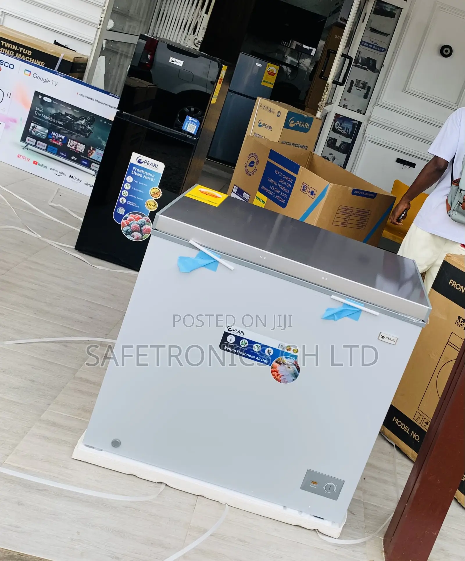 Elevate Your Kitchen With 200 Liters Pearl Grey 1 Door Chestfreezer
