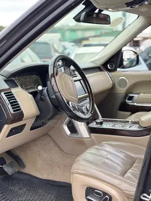 Land Rover Range Rover Vogue 2015 Gray