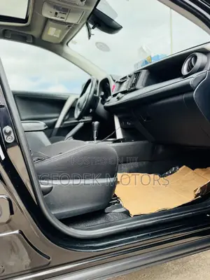 Toyota RAV4 XLE 4dr SUV AWD (2.5L 4cyl 6A) 2018 Black