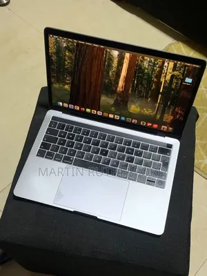 Laptop Apple MacBook Pro 2018 16GB Intel Core i5 SSD 256GB