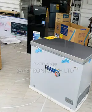 Upgrade Your Place With Pearl Singledoor 200 Liters Grey Chestfreezer