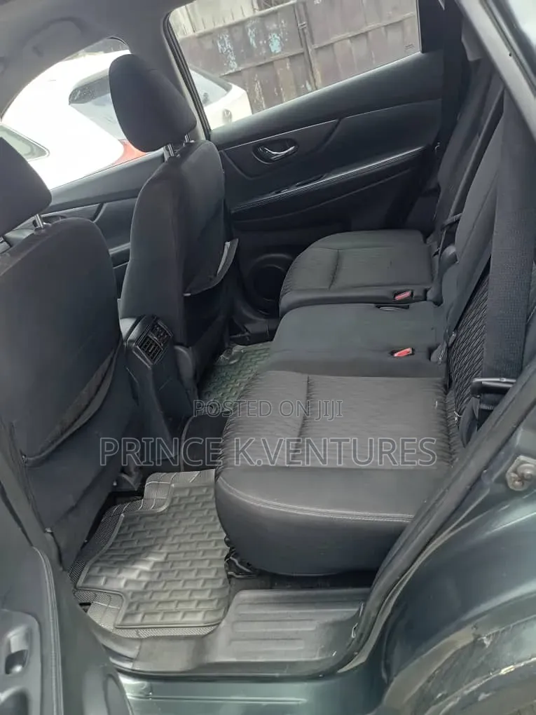 Nissan Rogue 2019 Green