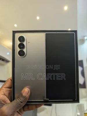 New Samsung Galaxy Z Fold7 256 GB Silver