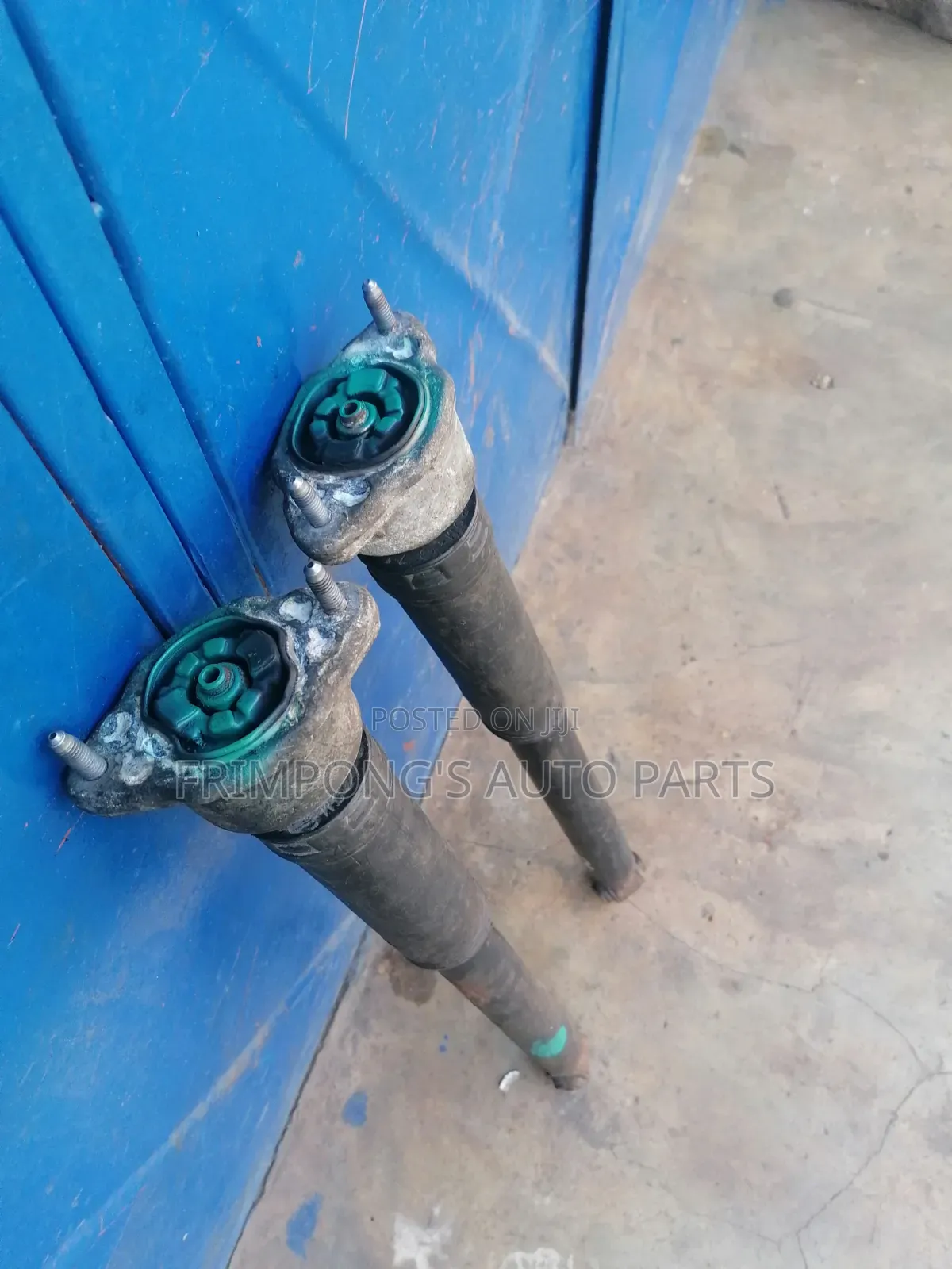 Benz 204 C250 2012 Back Shocks Absorbers