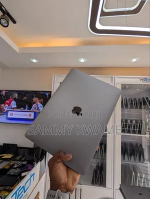 Laptop Apple MacBook Pro 2020 16GB Apple M1 SSD 500GB