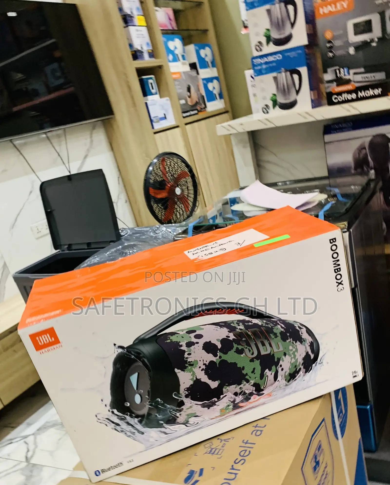 Experience Premium Bluetooth JBL Boombox 3 Speaker