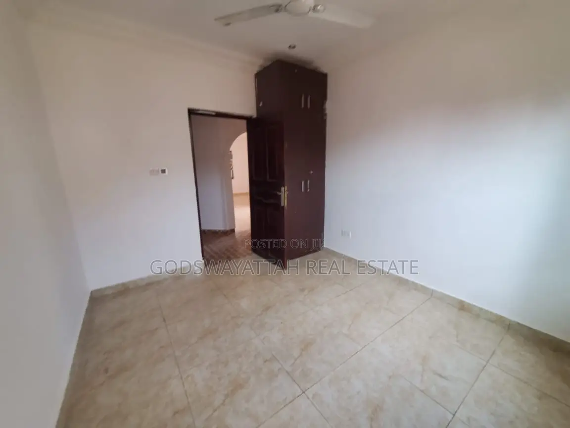 3bdrm House in East Legon, Adjiriganor for rent