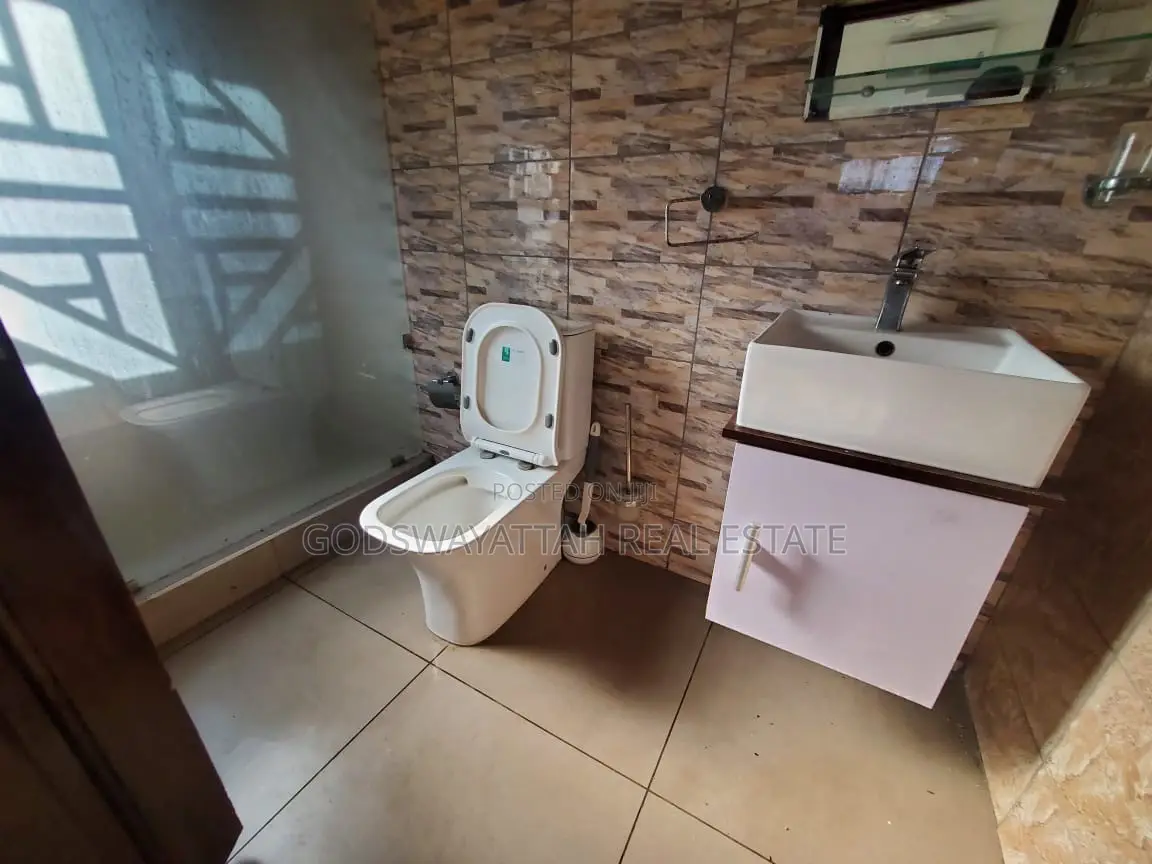 3bdrm House in East Legon, Adjiriganor for rent