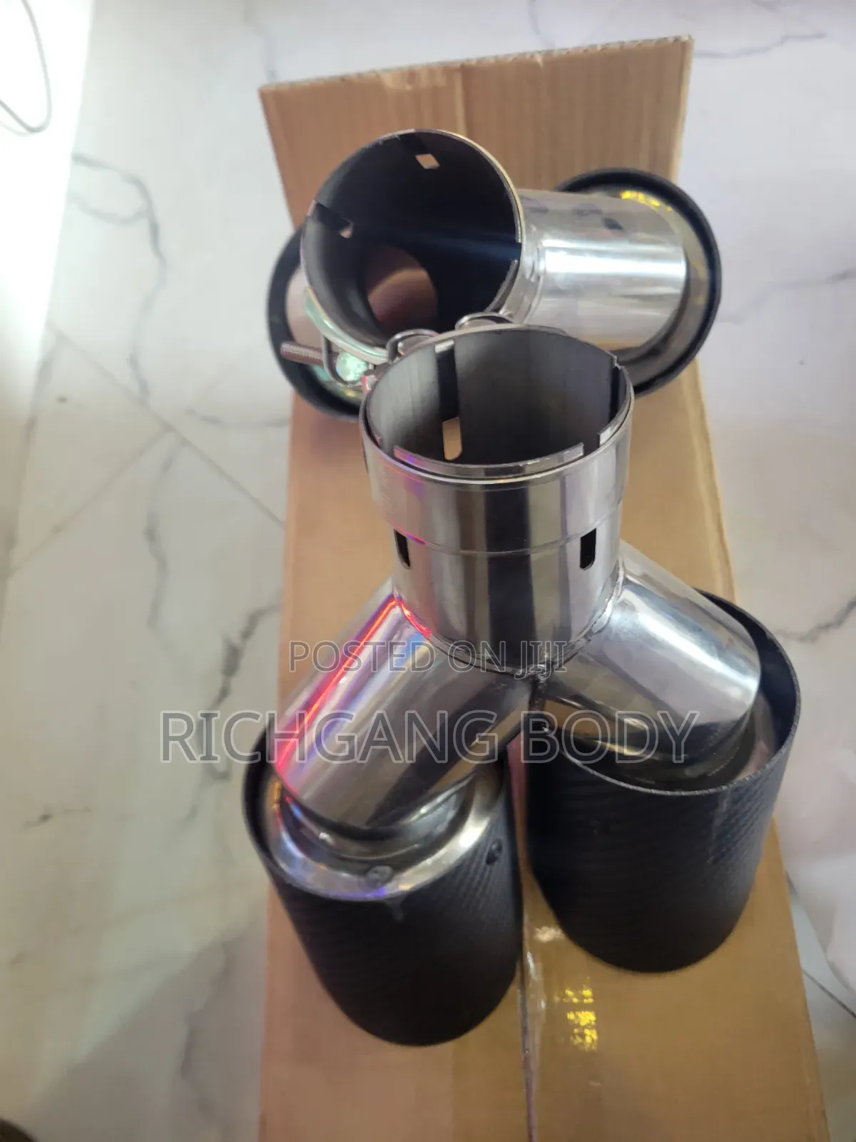 Exuss Mouth for All Cars