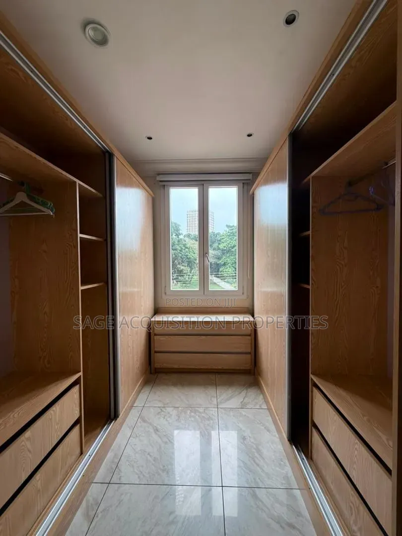 Furnished 3bdrm Apartment in West Ridge for rent
