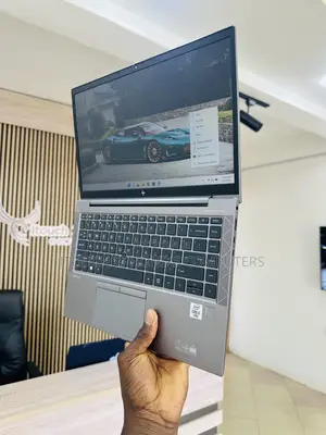 Laptop HP ZBook Firefly 14 G7 16GB Intel Core i5 SSD 256GB