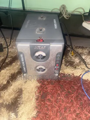 2000va Akai Stabiliser for Sell