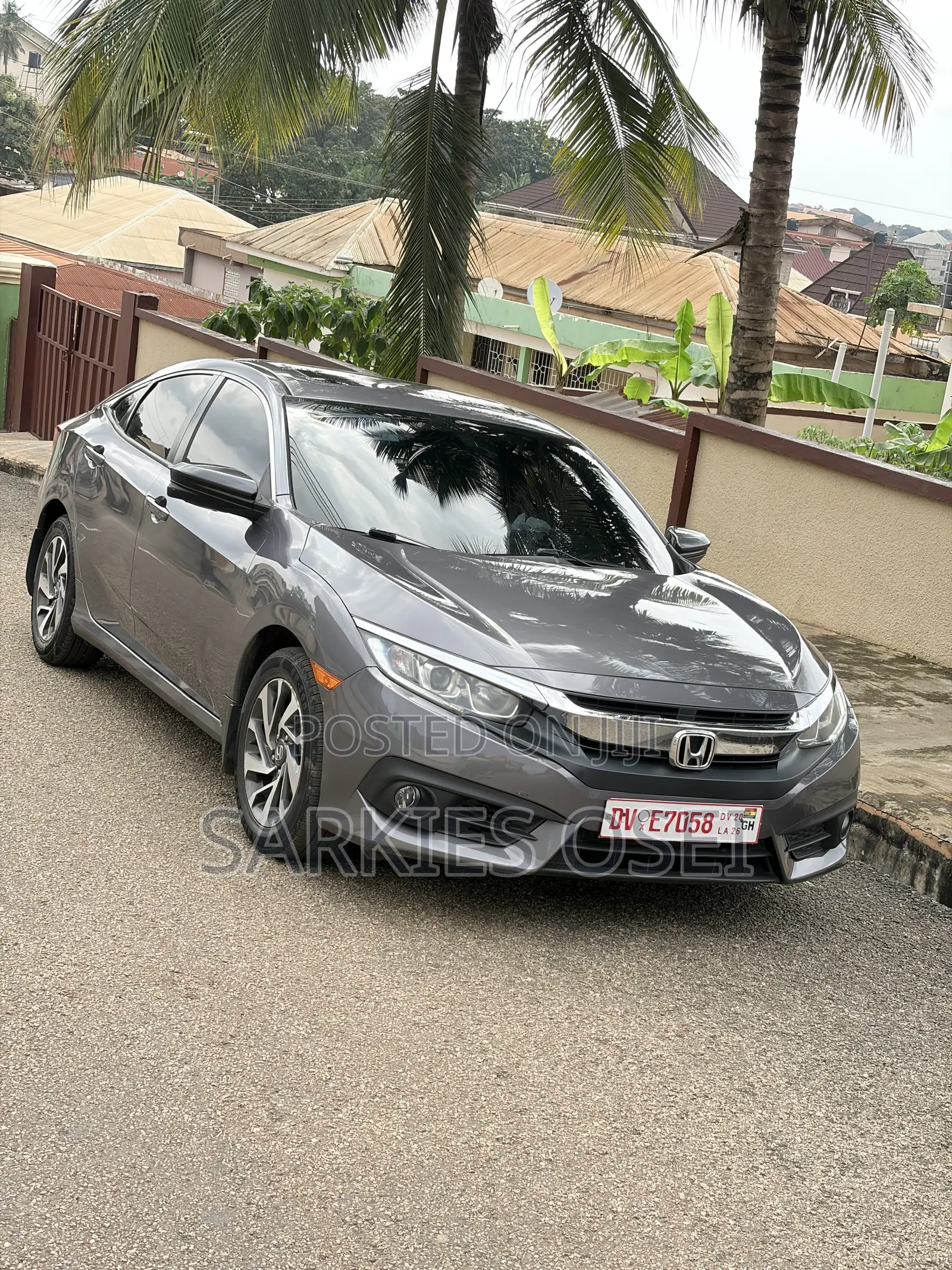 Honda Civic EX 4dr Sedan (2.0L 4cyl) 2017 Gray